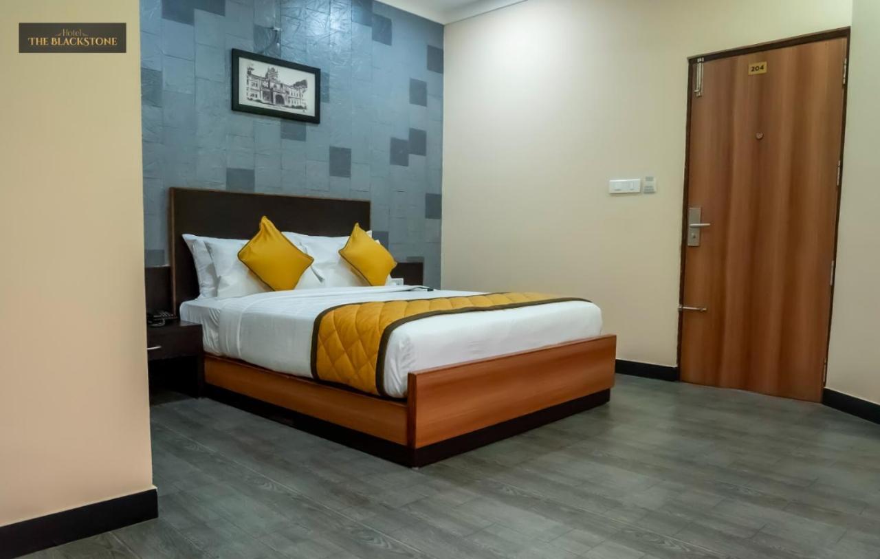 Hotel The Black Stone Bangalore Ngoại thất bức ảnh