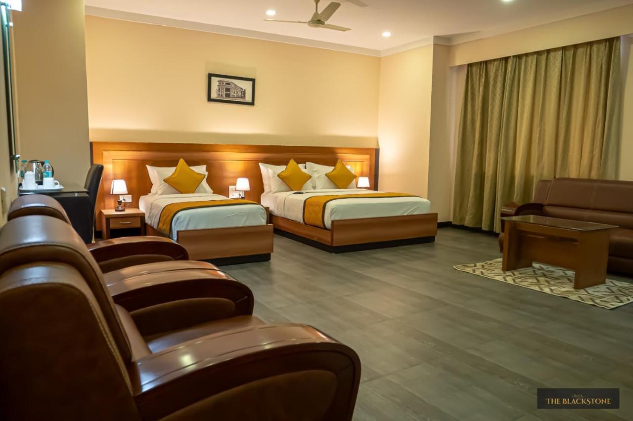 Hotel The Black Stone Bangalore Ngoại thất bức ảnh