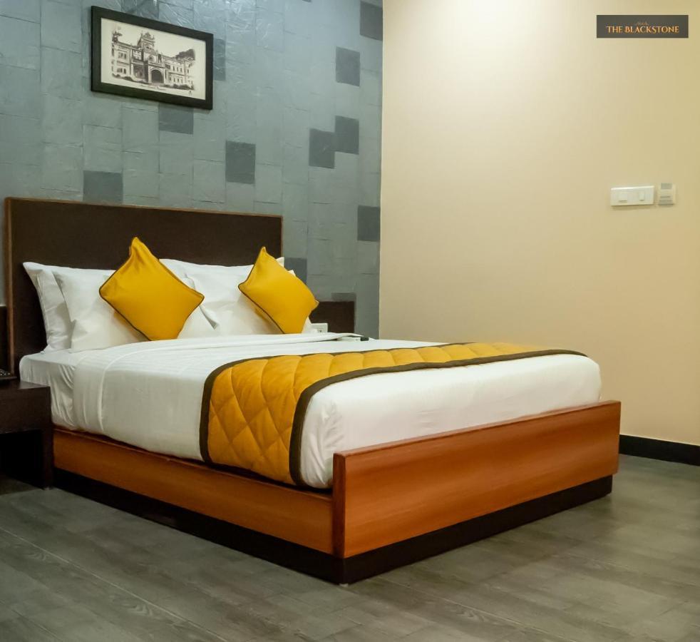 Hotel The Black Stone Bangalore Ngoại thất bức ảnh