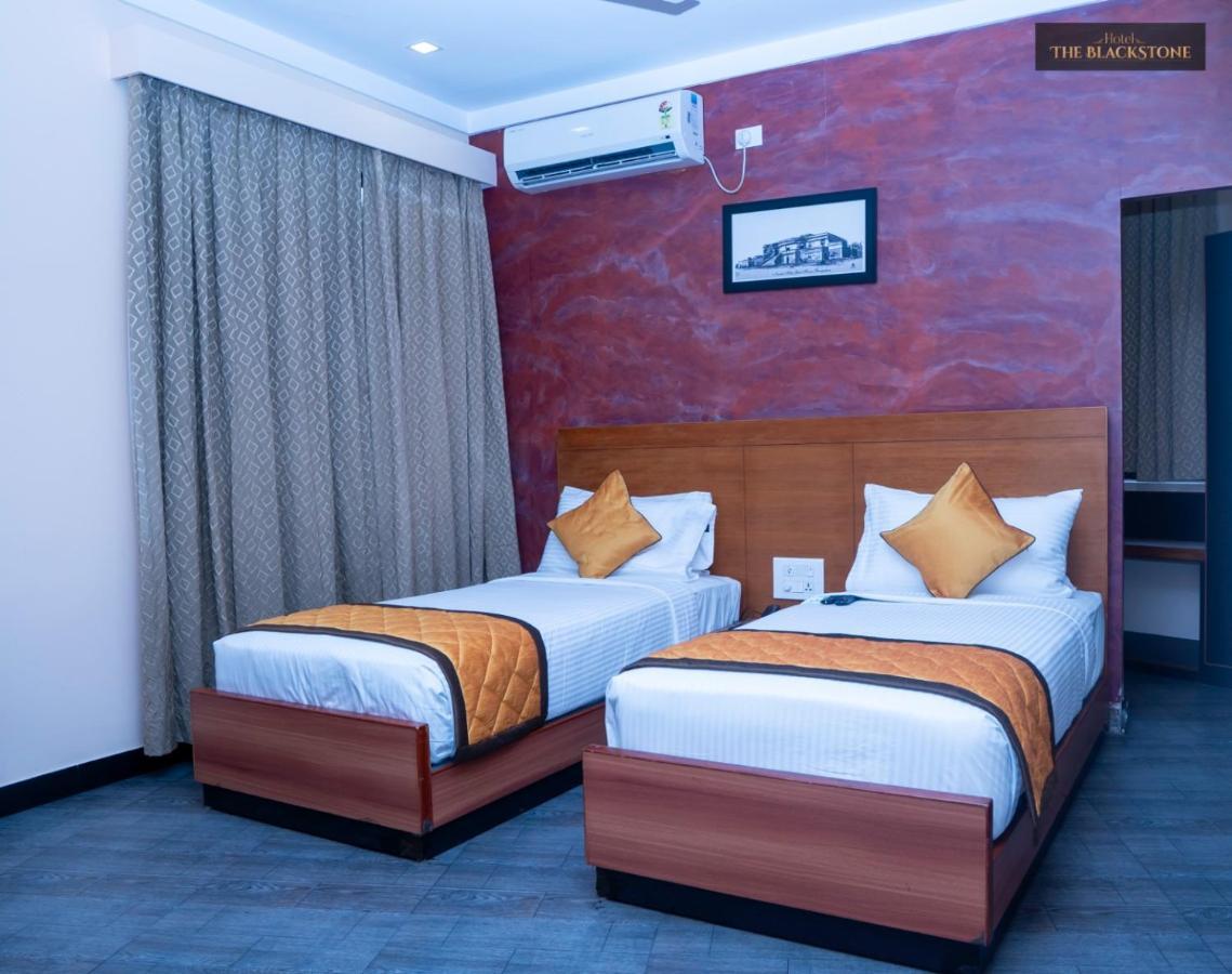 Hotel The Black Stone Bangalore Ngoại thất bức ảnh